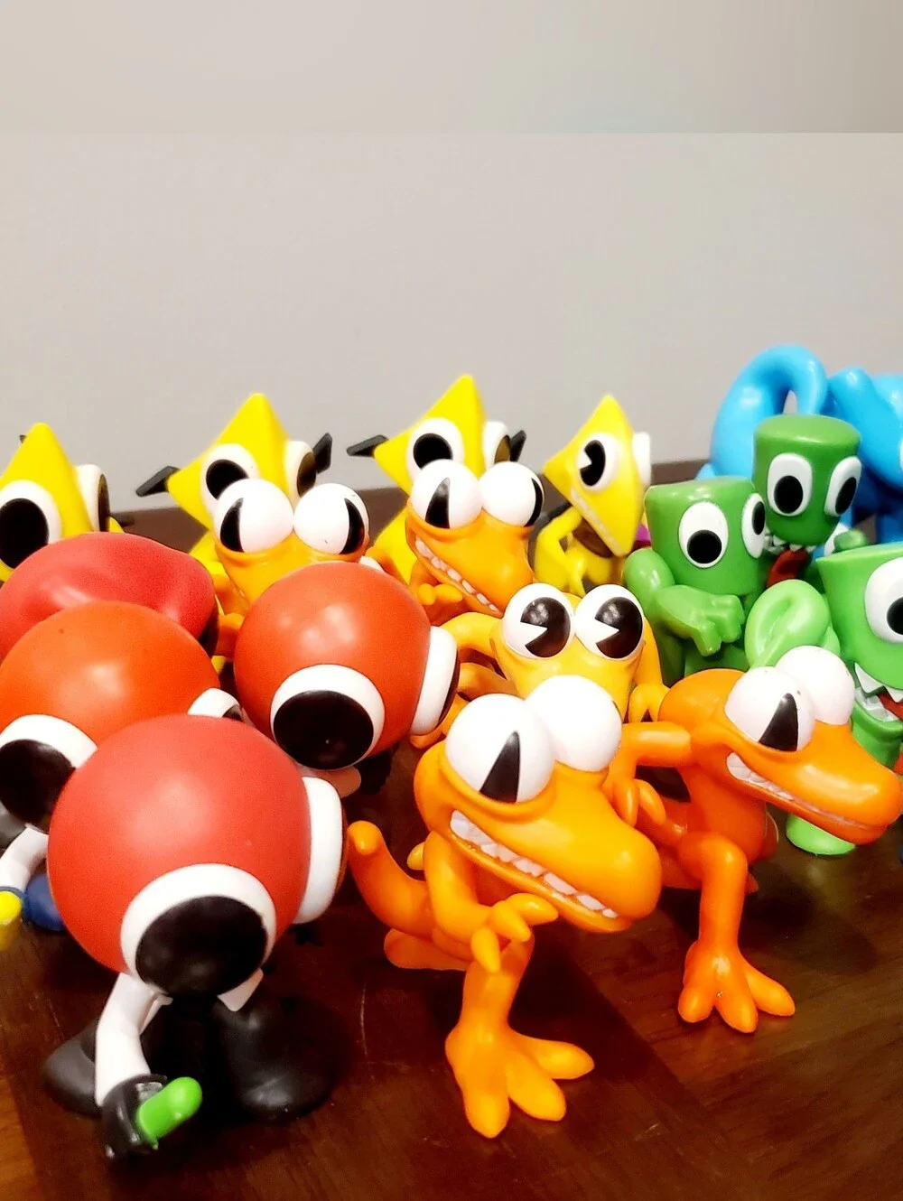 Roblox Lot Rainbow Friends Mini Figures Collection Bundle